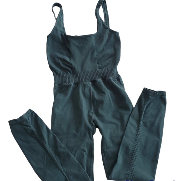 Free People Movement Onesie M/L in Shark - Picture 3 of 9